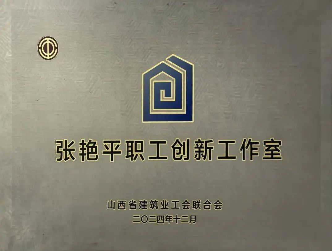 DƬ